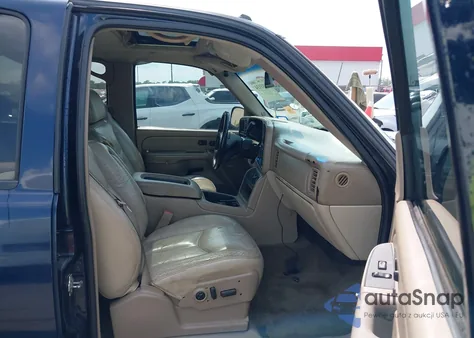 2005 Chevrolet Avalanche 1500 Z71 from USA, damaged, VIN 3GNEK12Z95G160499